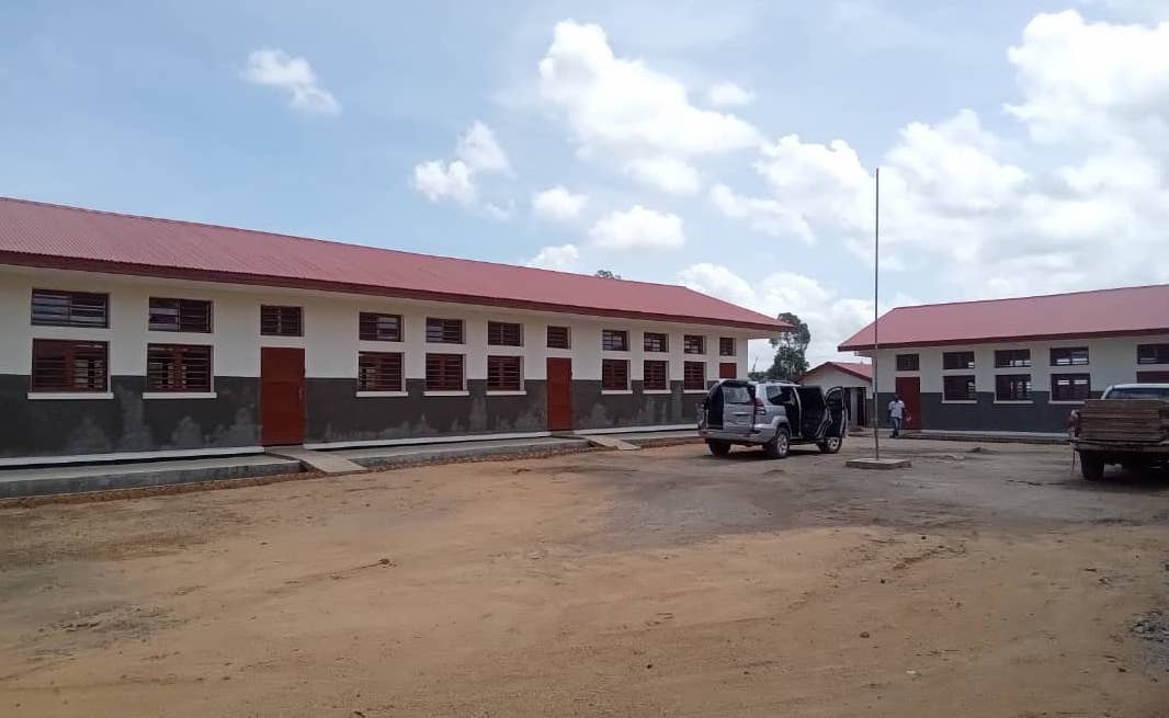 Ecole primaire Luga 1