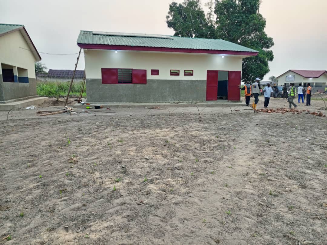 Ecole primaire Tshibuema