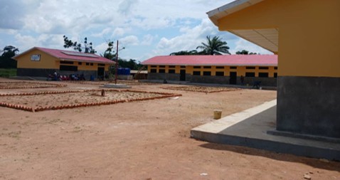 École Primaire Bokutu1