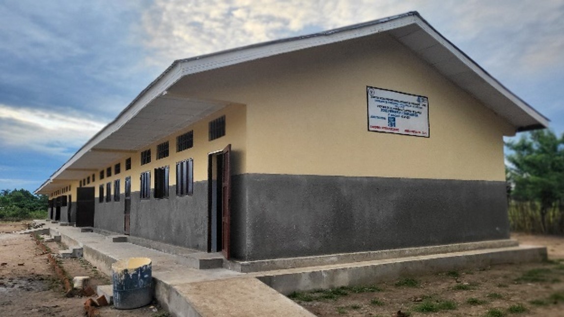 École Primaire Etabe Augustin