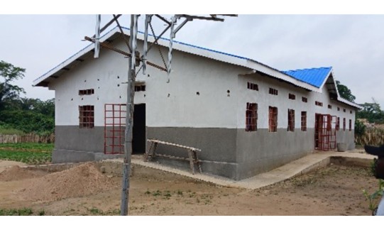 École Primaire Omba Pena