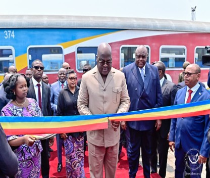 Réception de 7 voitures voyageurs pour la reprise de la voie ferroviaire Kinshasa – Matadi